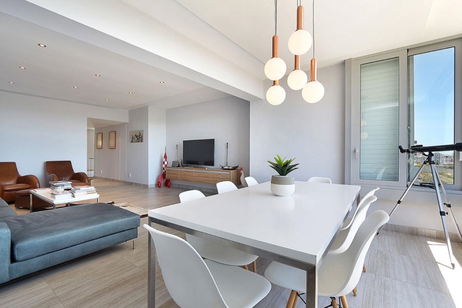 To Let 3 Bedroom Property for Rent in Green Point Western Cape